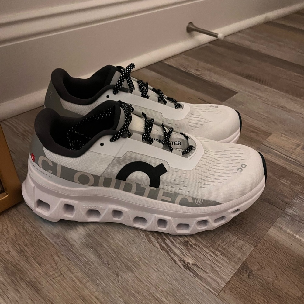 Brand new never worn On running Cloud Monsters- women 7